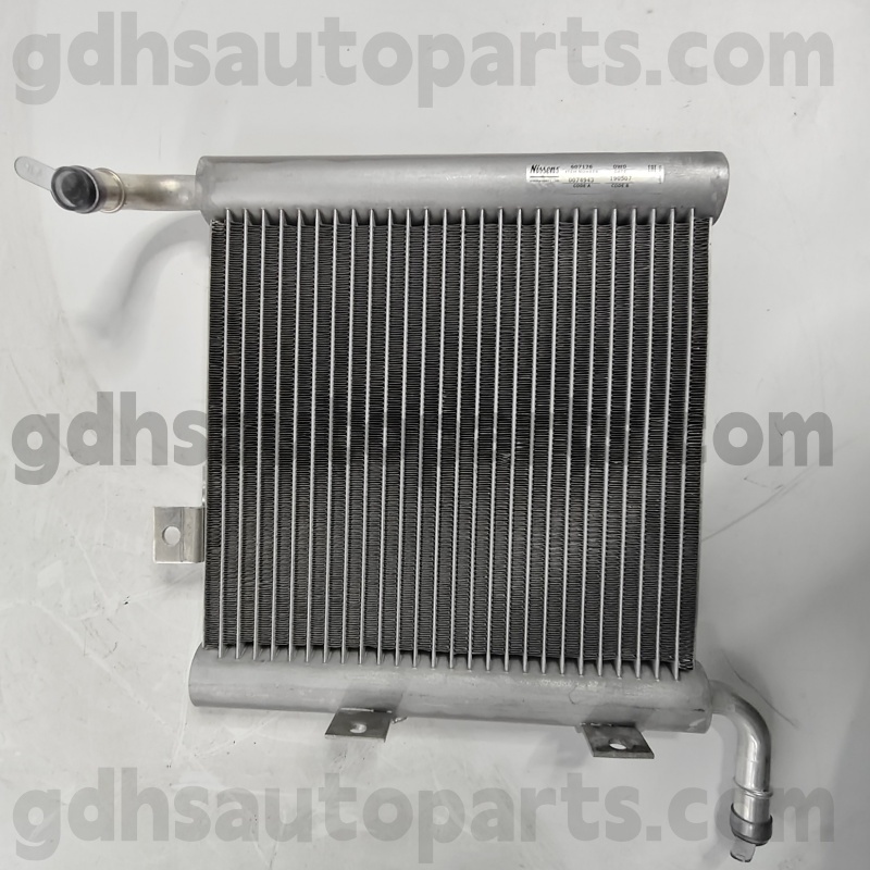 607176 Nissens Radiator Assembly for Range Rover Velar OE No。 LR140296