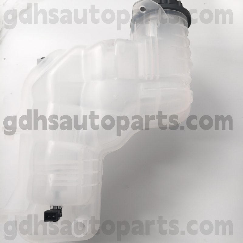 996242 Nissens Coolant Reservoir for Range Rover OE No。 LR023080